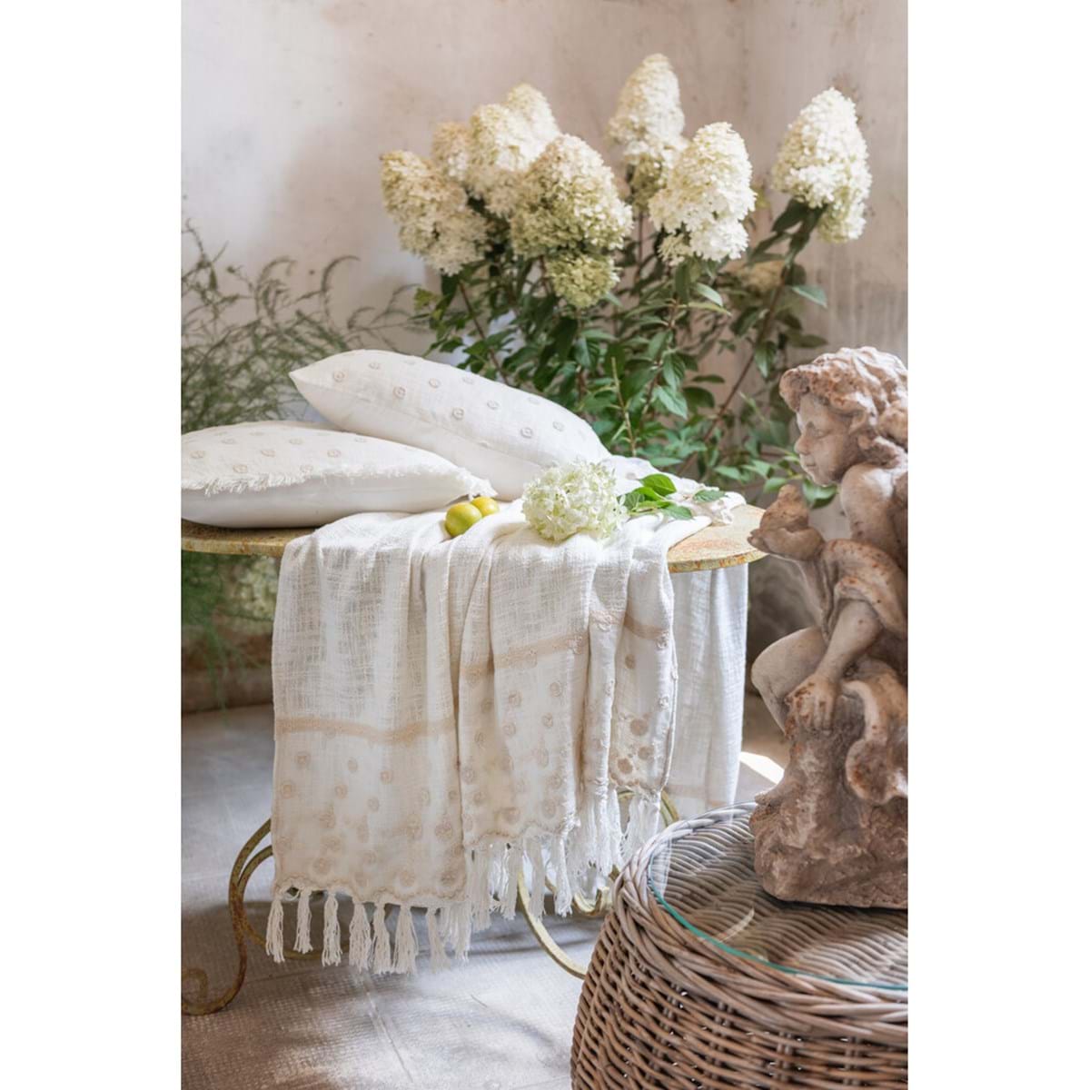 COPRITUTTO CON PIZZO - BLANC MARICLO'