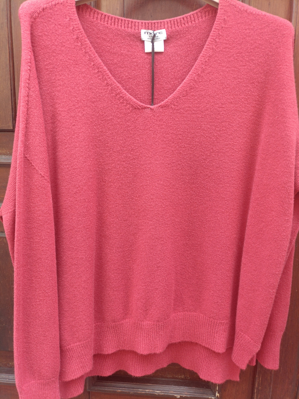 MAGLIA SCOLLO V - MORE BY SISTE'S
